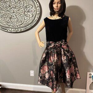 TAHARI ASL FORMAL DRESS WITH BLACK VELVET BODICE AND PINK FLORAL SKIRT SZ 16